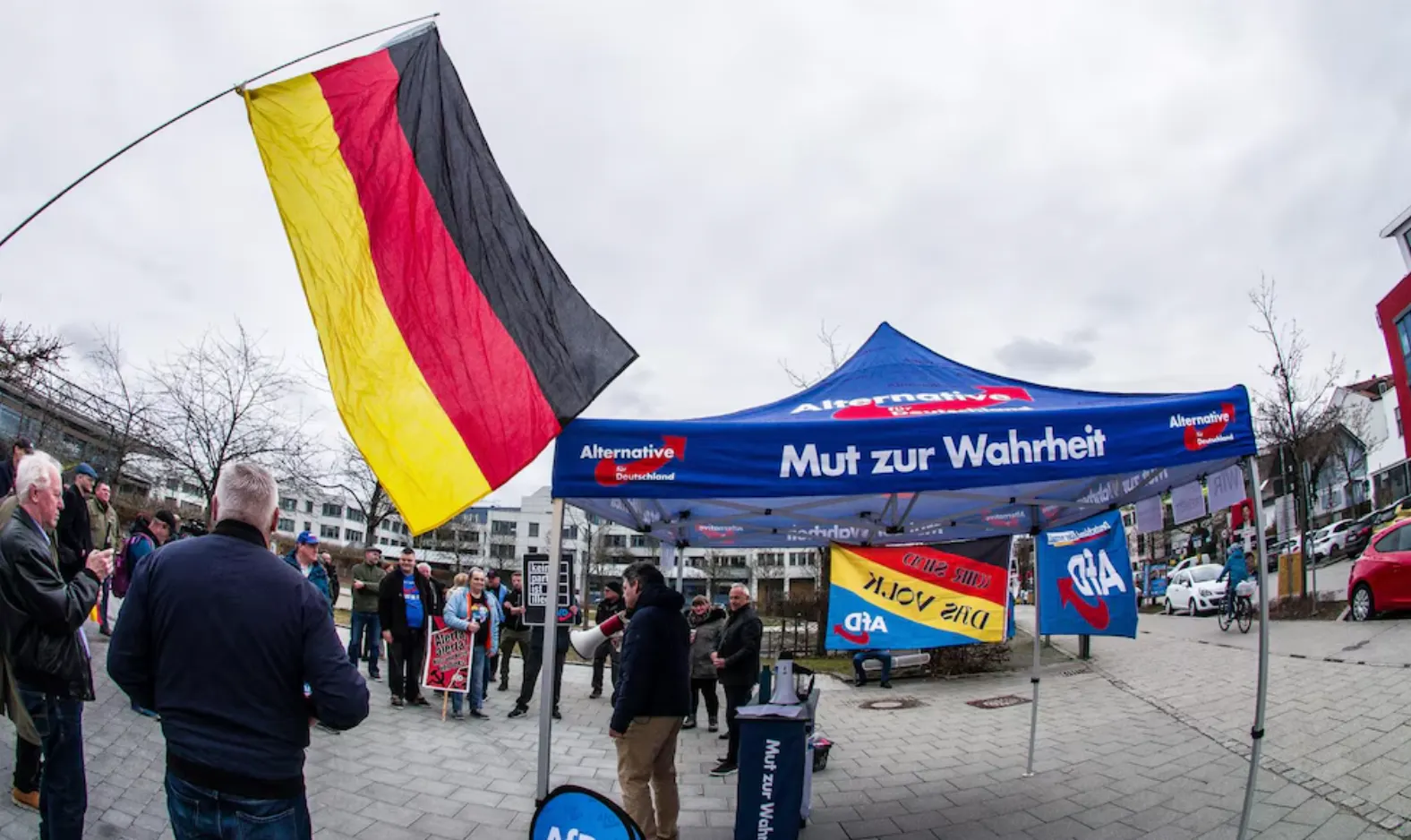 El partido de derecha AfD se corona como primera fuerza en Alemania y desbanca al Canciller Merz según el último sondeo de INSA