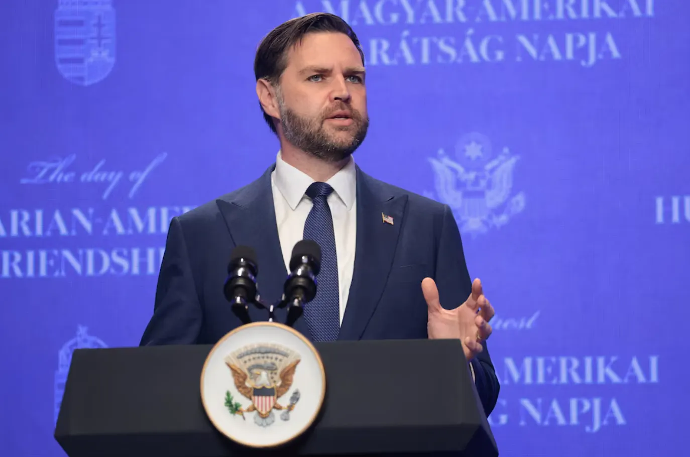 JD Vance desmantela una red de empresas fachada que saqueó 6.300 millones