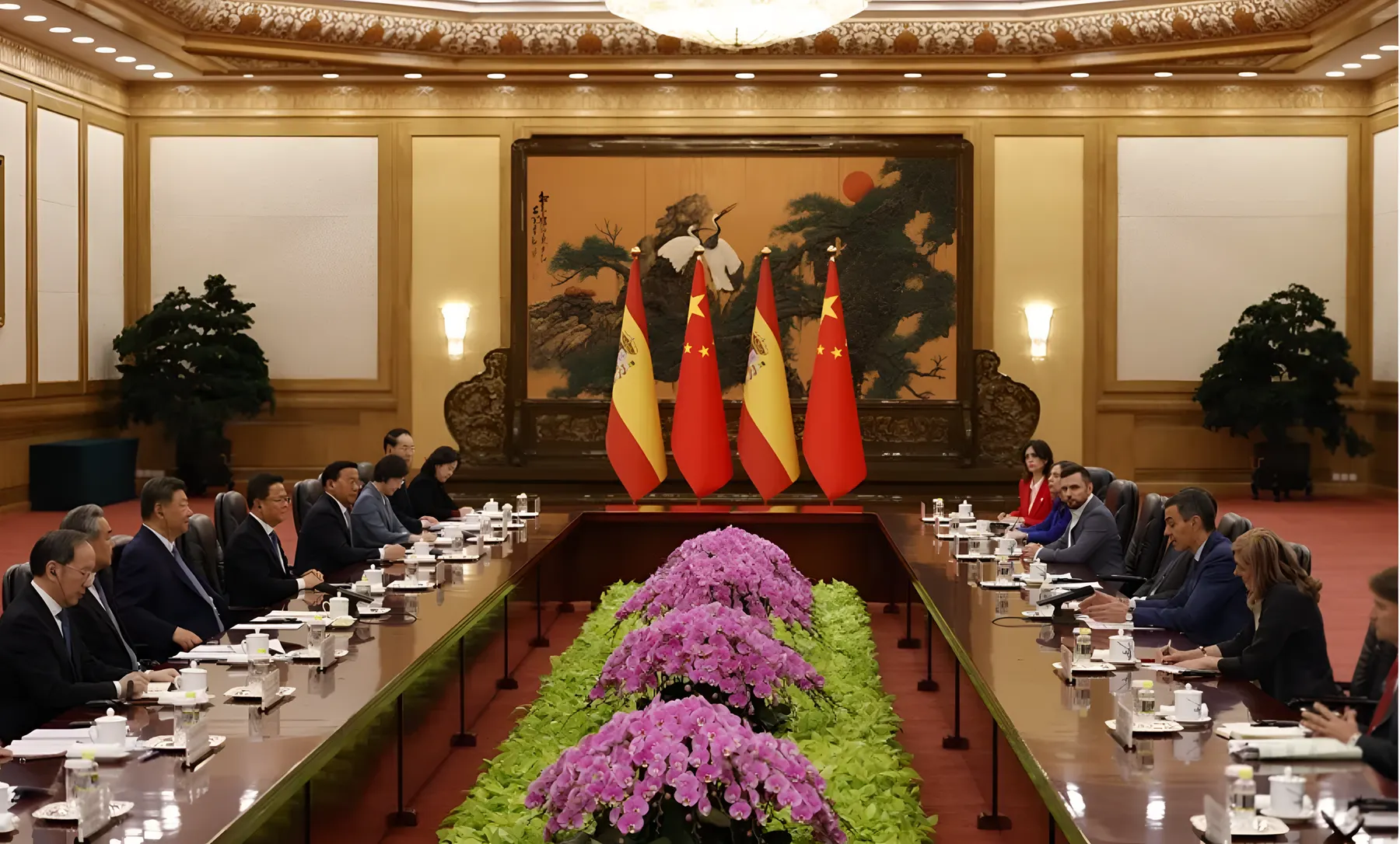 Sánchez se rinde al relato de Xi Jinping y compromete la posición de España en Occidente
