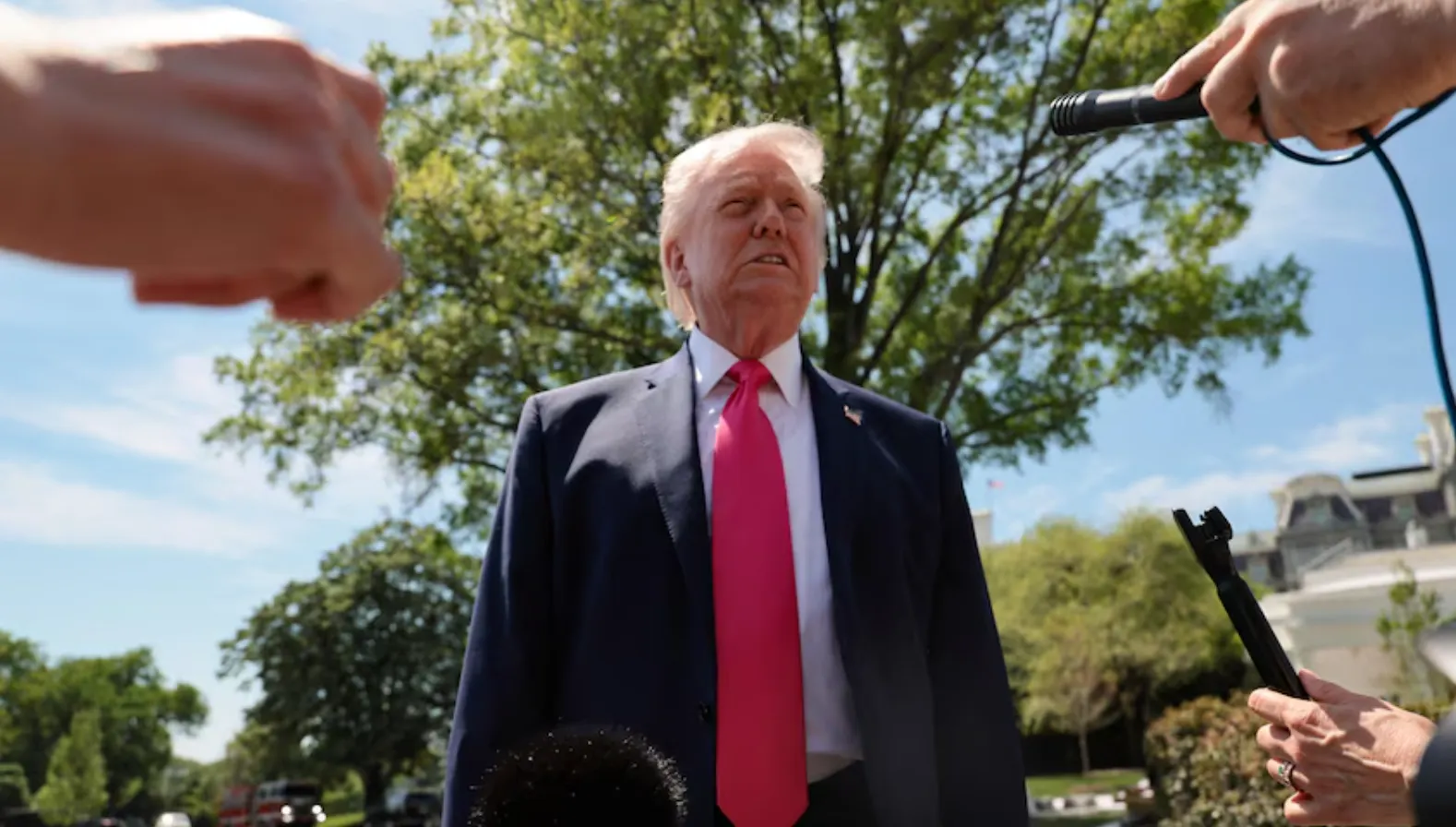 Trump rechaza la ayuda "tardía e inútil" de una Europa que no quiso intervenir en Ormuz