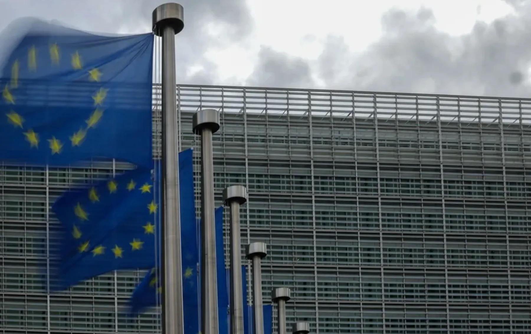 La Comisión Europea propone un mecanismo para compartir queroseno, intentando salvar la temporada turística