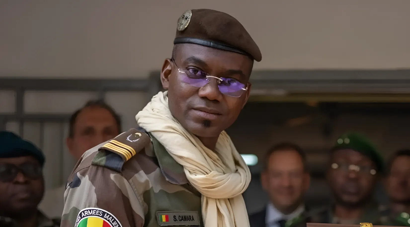 En Mali: rebeldes y yihadistas matan al ministro de Defensa y cercan al régimen tras tomar Kidal
