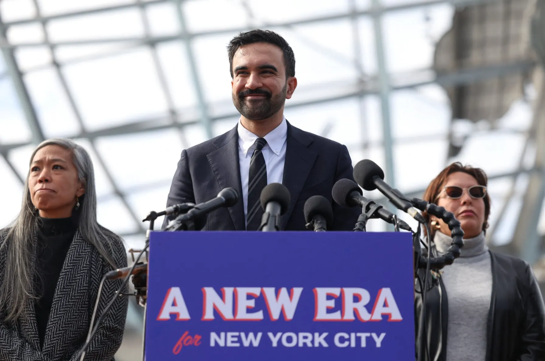 Nueva York en bancarrota: El alcalde socialista Mamdani admite que la ciudad está quebrada y pide mil millones de dólares al Estado