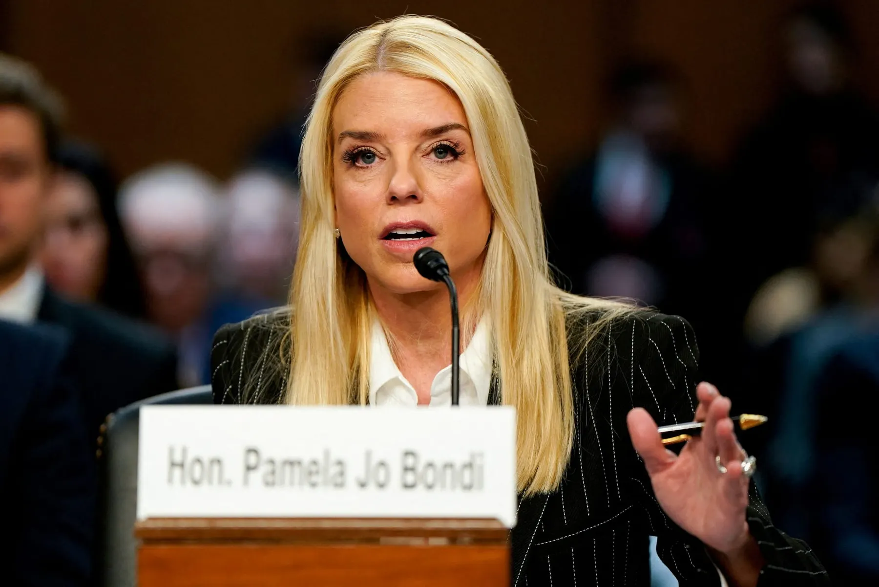 El Departamento de Justicia afirma que Pam Bondi no testificará ante la Cámara por los archivos de Epstein