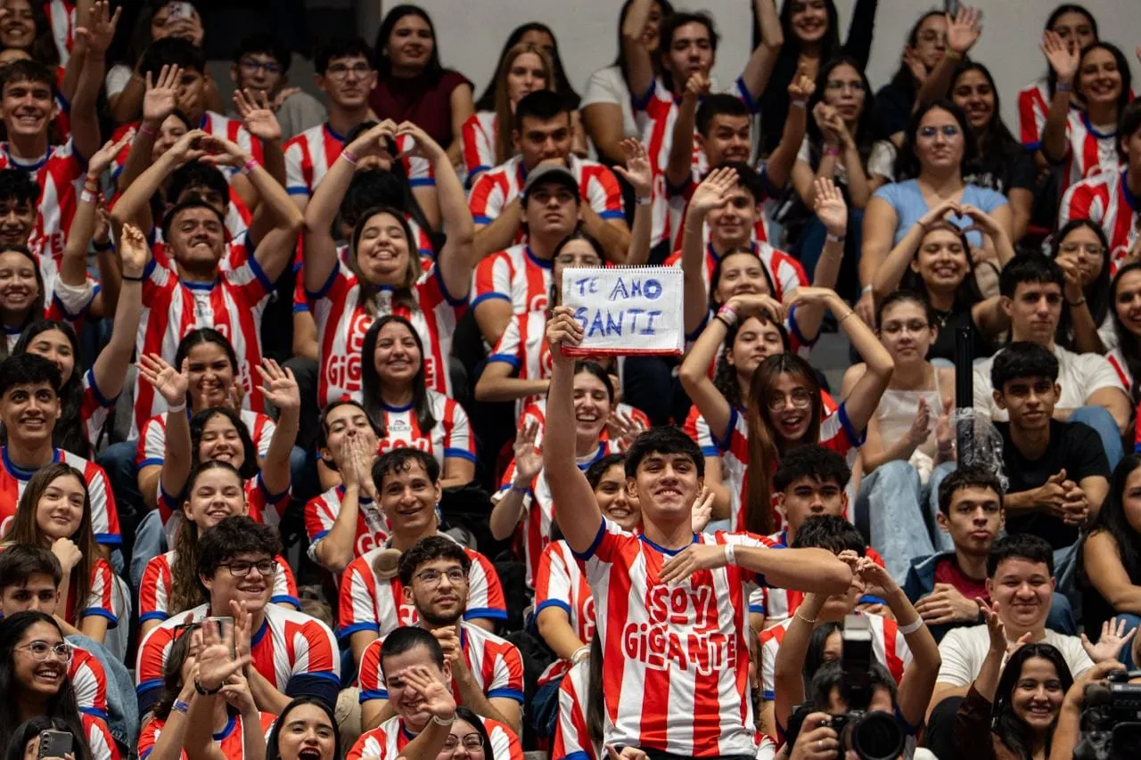 Paraguay amplía su programa de becas y ya beneficia a casi 19.000 jóvenes en todo el país