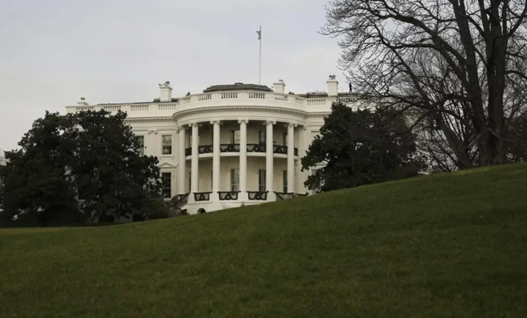 El Servicio Secreto investiga un reporte de disparos en las inmediaciones de la Casa Blanca