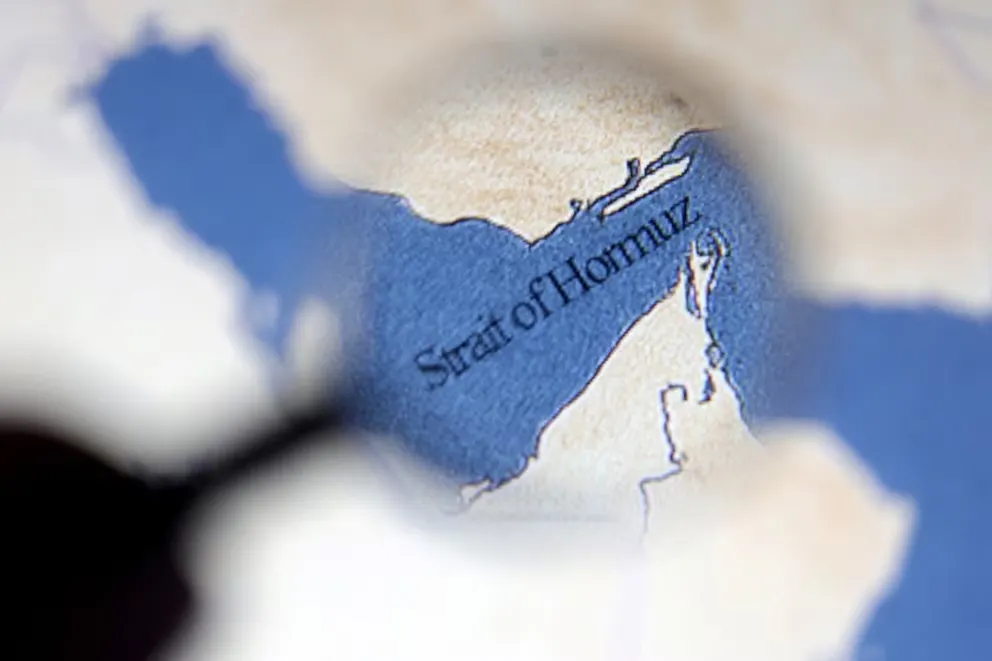 Irán amenaza con bloquear el comercio en Arabia ante el cerco naval de Estados Unidos