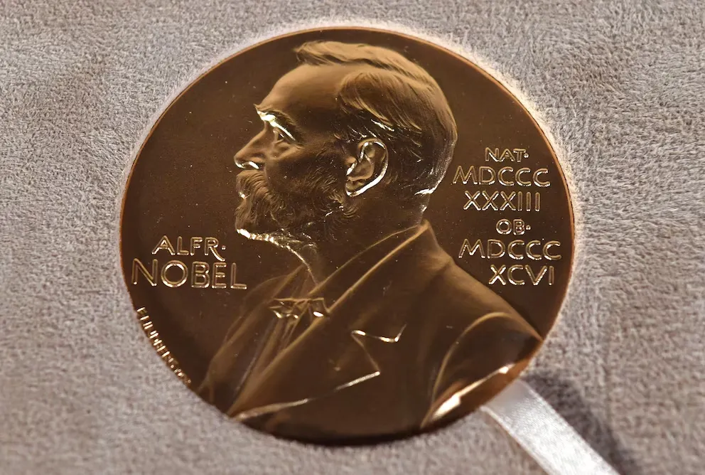 El escándalo del "falso Nobel": un profesor francés creó un premio, se lo otorgó y ahora enfrenta a la justicia