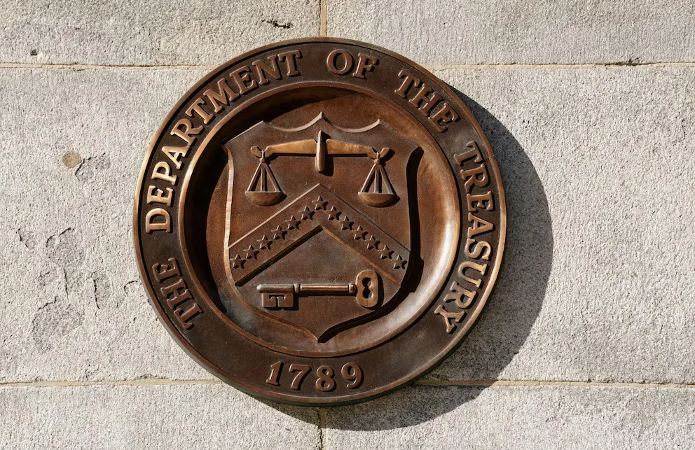 Estados Unidos asesta un duro golpe financiero a las redes de lavado del Estado terrorista de Irán