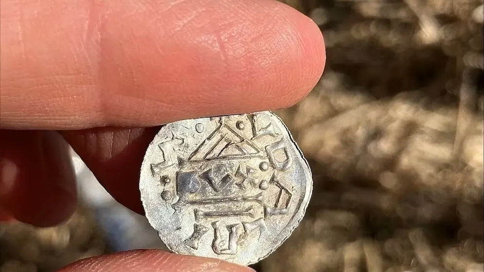 Hallan en Noruega el mayor tesoro de monedas vikingas en siete décadas con piezas de toda Europa