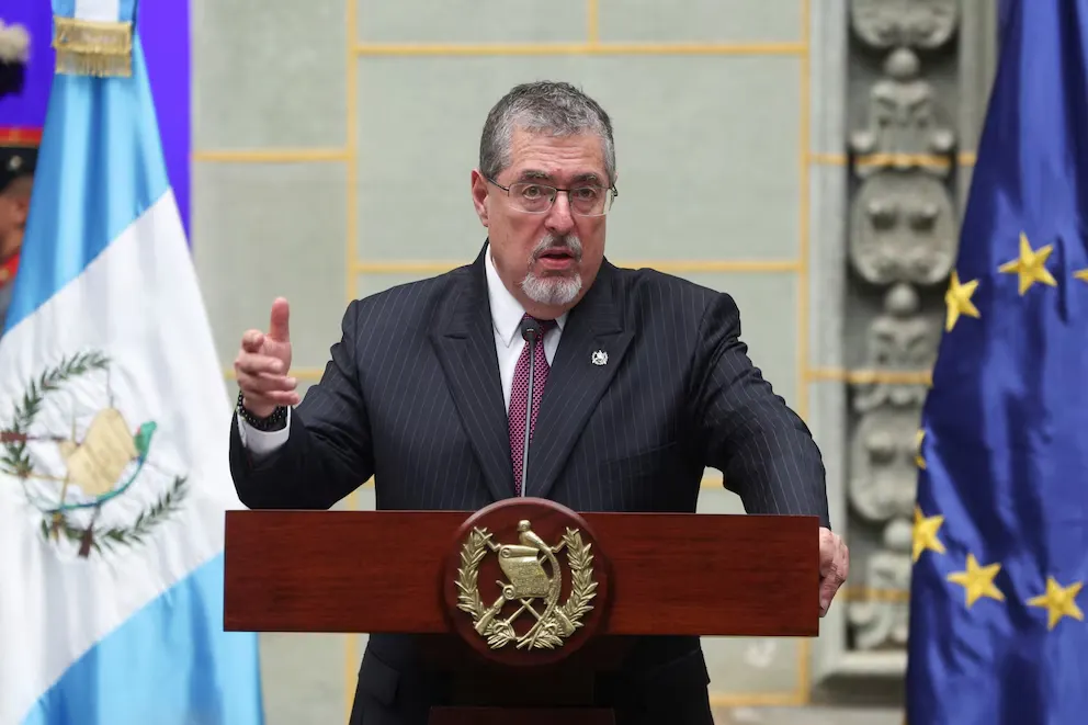 Guatemala sella una alianza militar con EE.UU. para ejecutar ataques conjuntos contra el narcotráfico