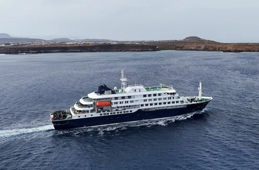 EE. UU. pone bajo vigilancia a pasajeros de crucero por brote de hantavirus con saldo mortal
