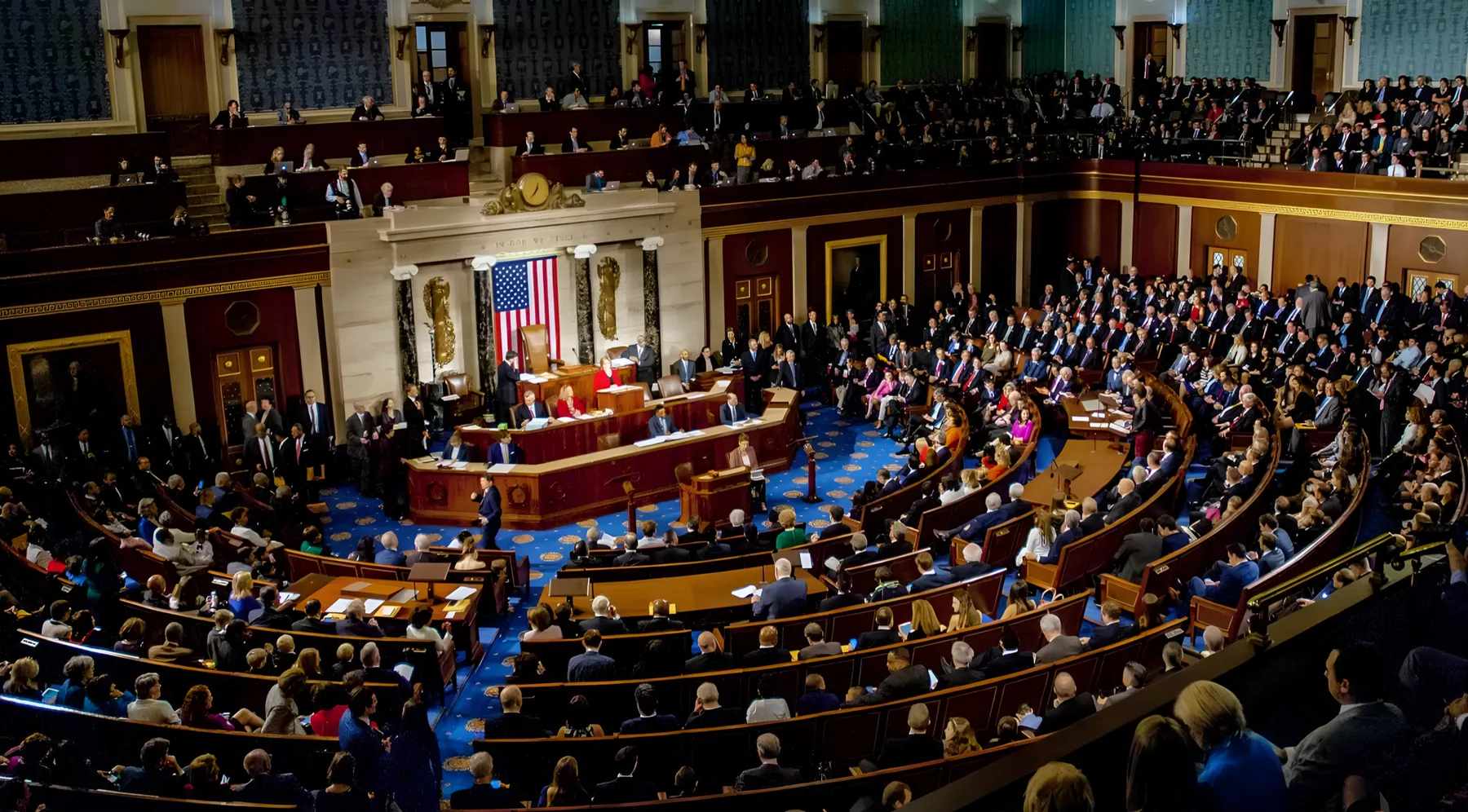 La Cámara de Representantes aprobó el avance del fondo de 70.000 millones de dólares para ICE y la seguridad fronteriza de la Administración Trump