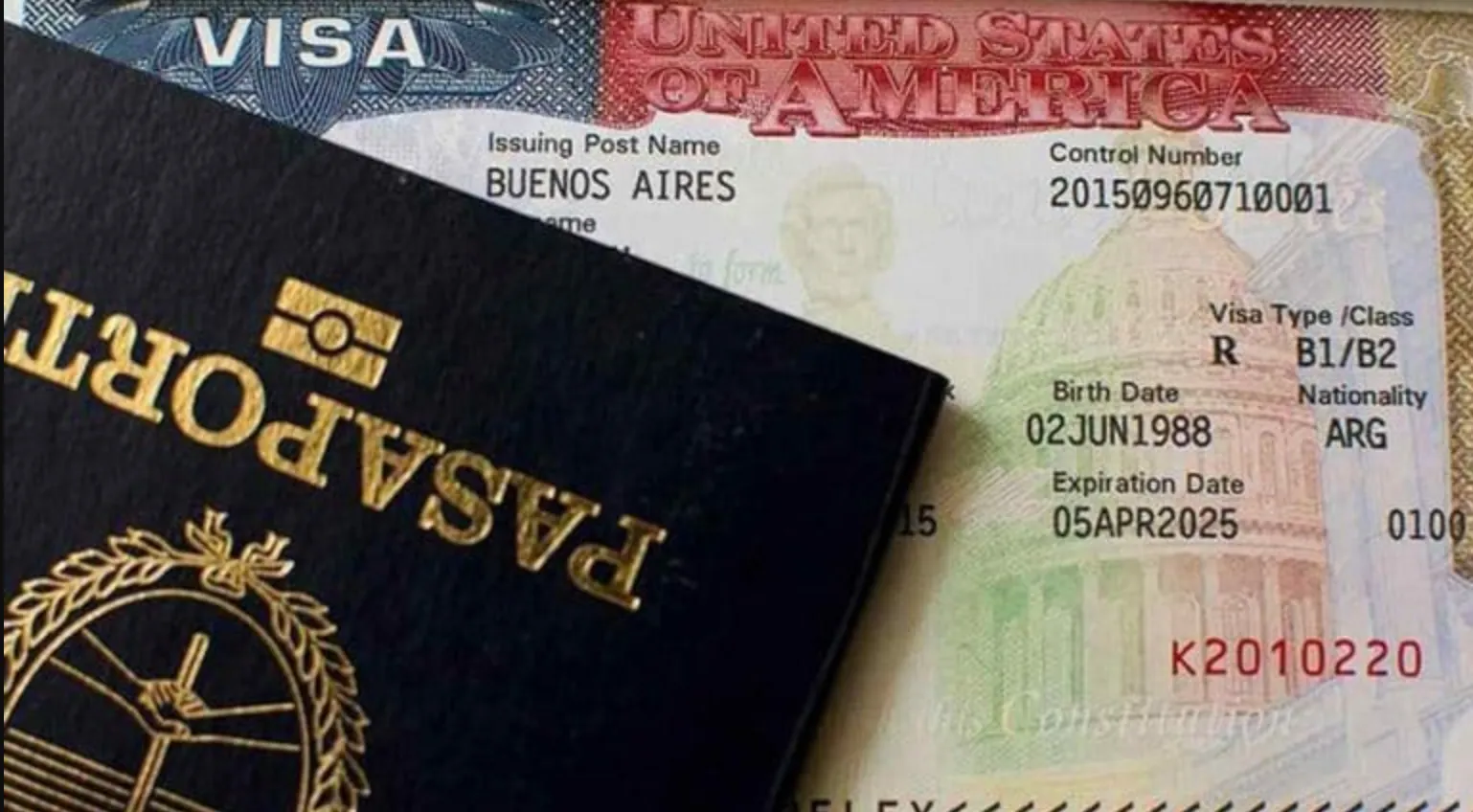El Departamento de Estado de EE.UU.  lanza ofensiva contra el "turismo de parto" y revoca cientos de visas de turistas
