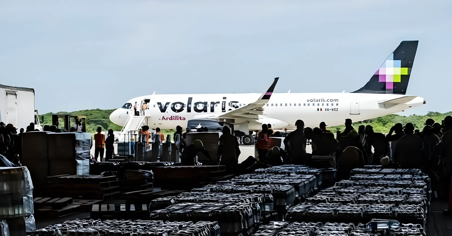Tercer avión salvadoreño llega a Venezuela con rescatistas y un cuarto vuelo ya se encuentra en camino