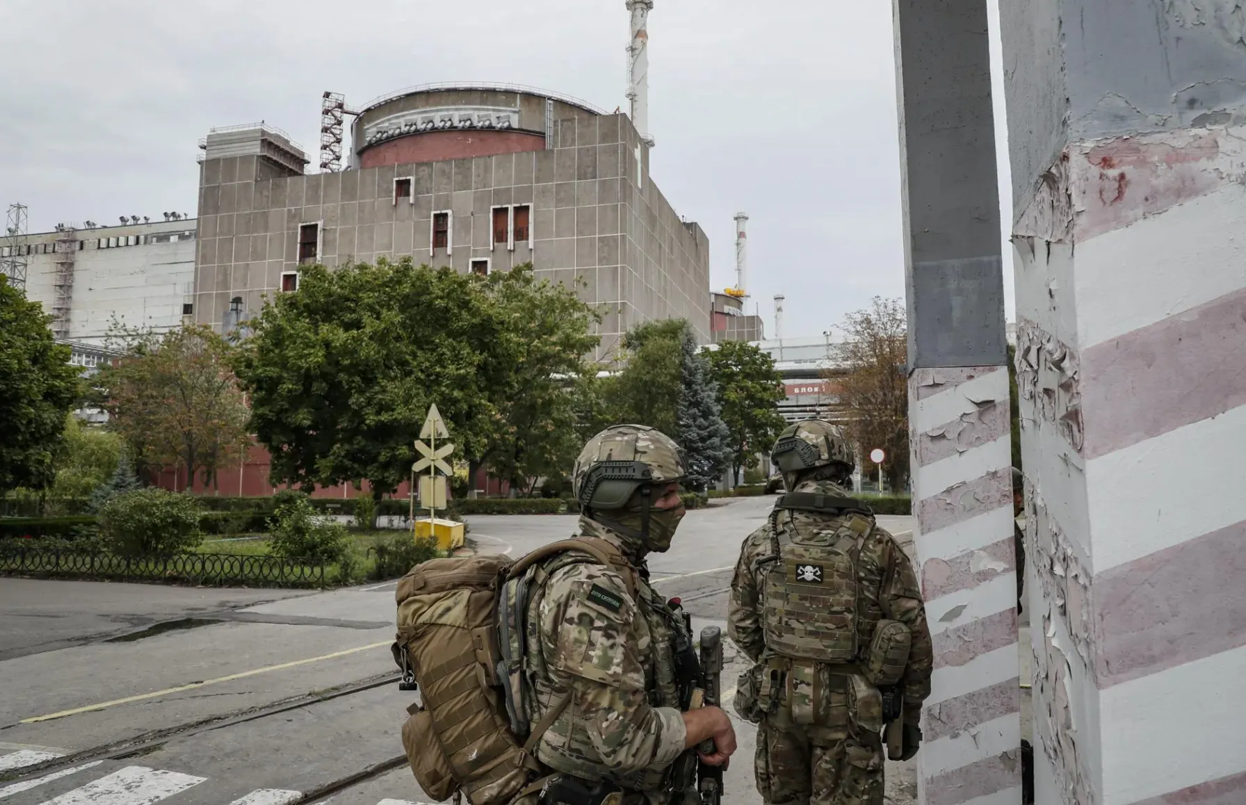 Ataque ruso con bombas aéreas guiadas deja dos muertos y varios niños heridos en Zaporiyia