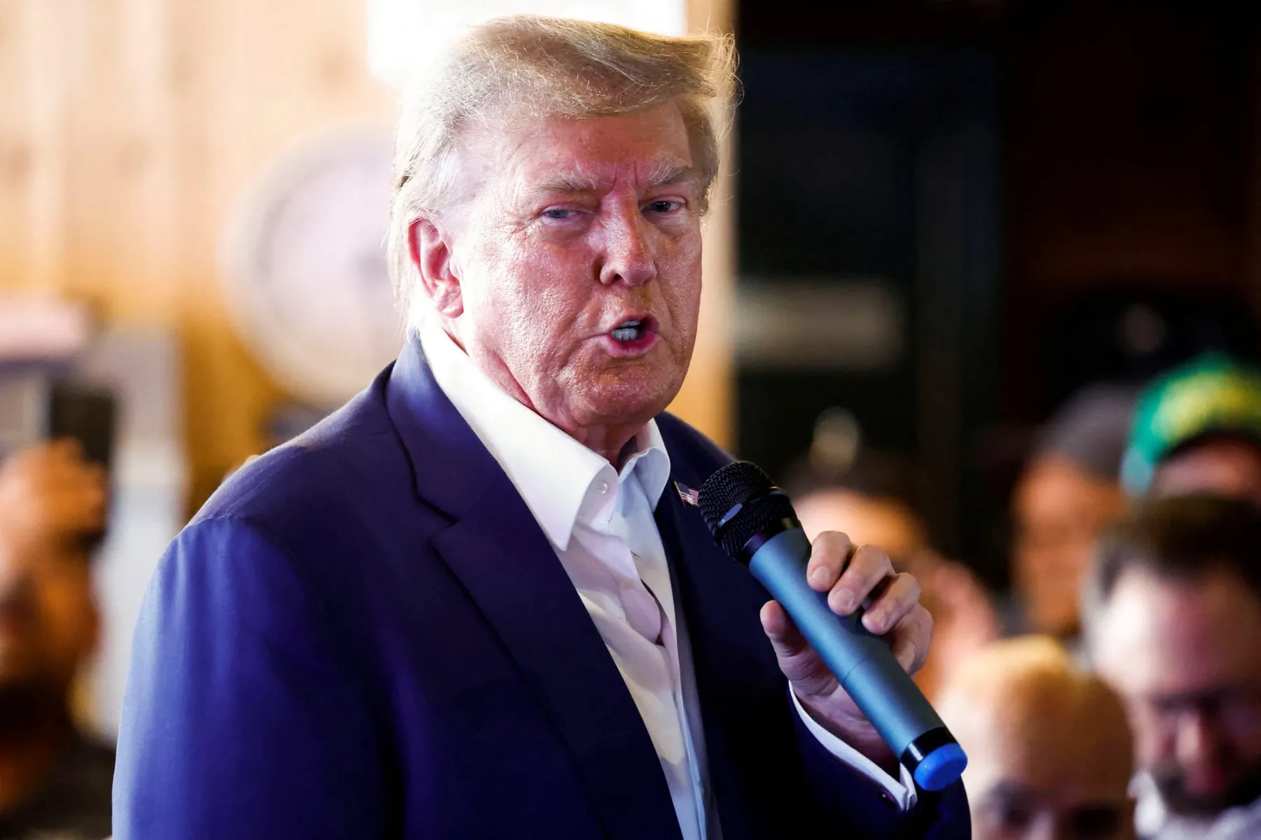 Trump enfría el diálogo de paz con el régimen de Irán ante la escalada militar por el control del estrecho de Ormuz