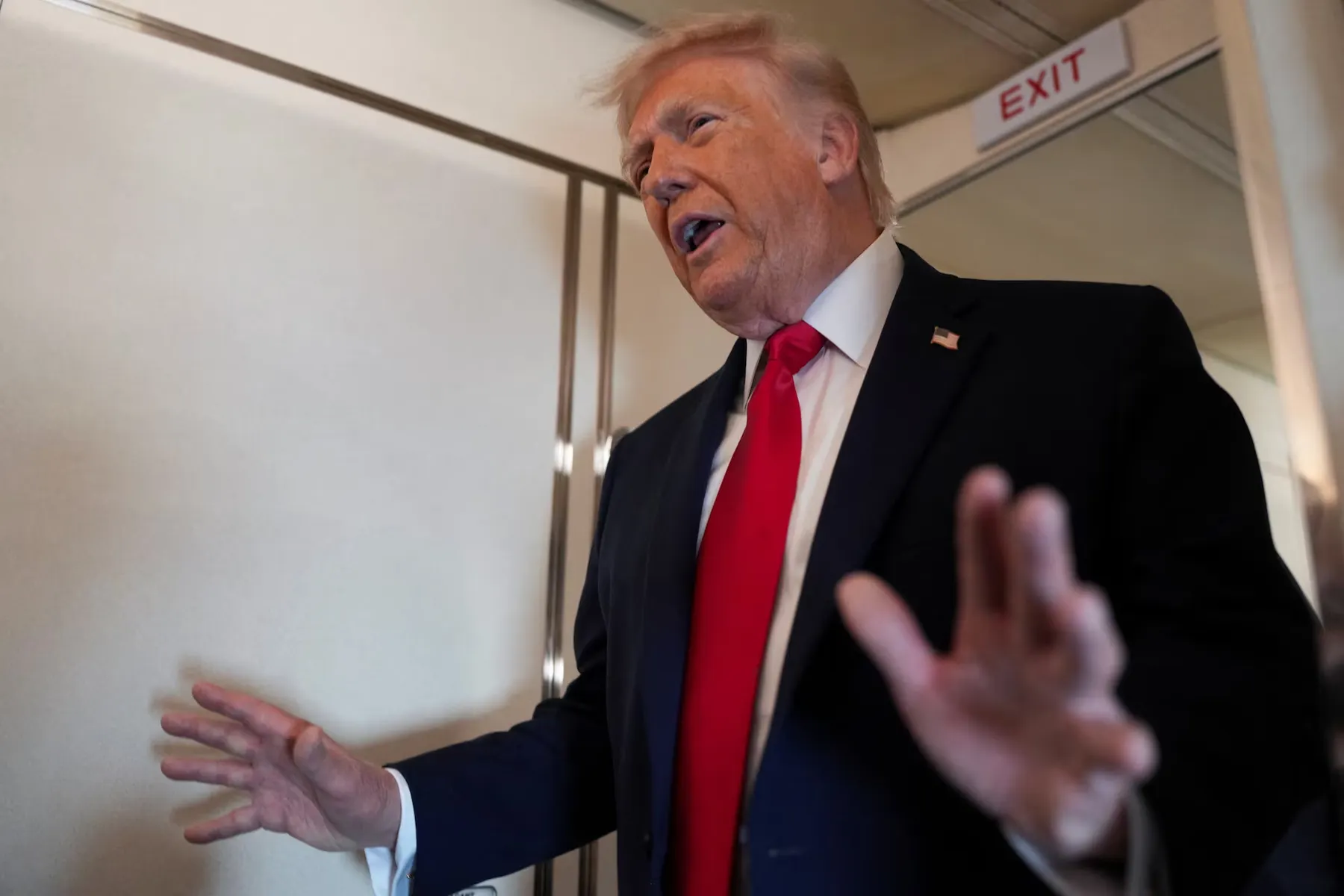 Trump cancela los ataques previstos contra Irán y anuncia un acuerdo en negociación con el apoyo de varios países
