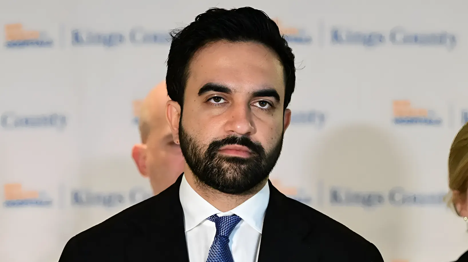 Denuncian la ambigüedad del alcalde socialista Mamdani frente al aumento de violaciones en Nueva York