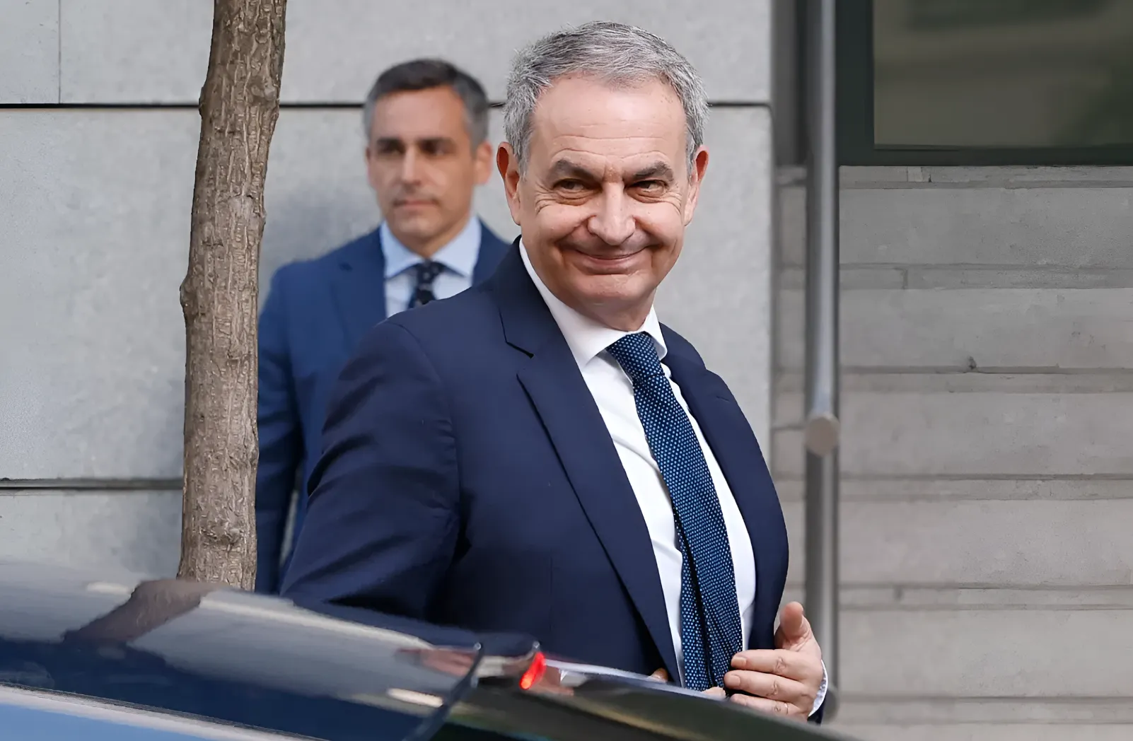 El juez Calama rechaza maniobra de Zapatero para anular el caso Plus Ultra