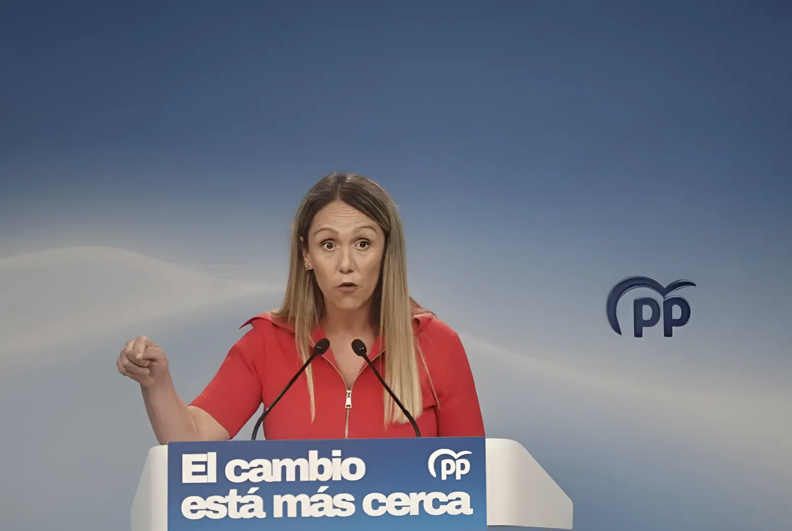 El PP reclama la emergencia nacional por los incendios y denuncia la "miserable" falta de colaboración del Gobierno
