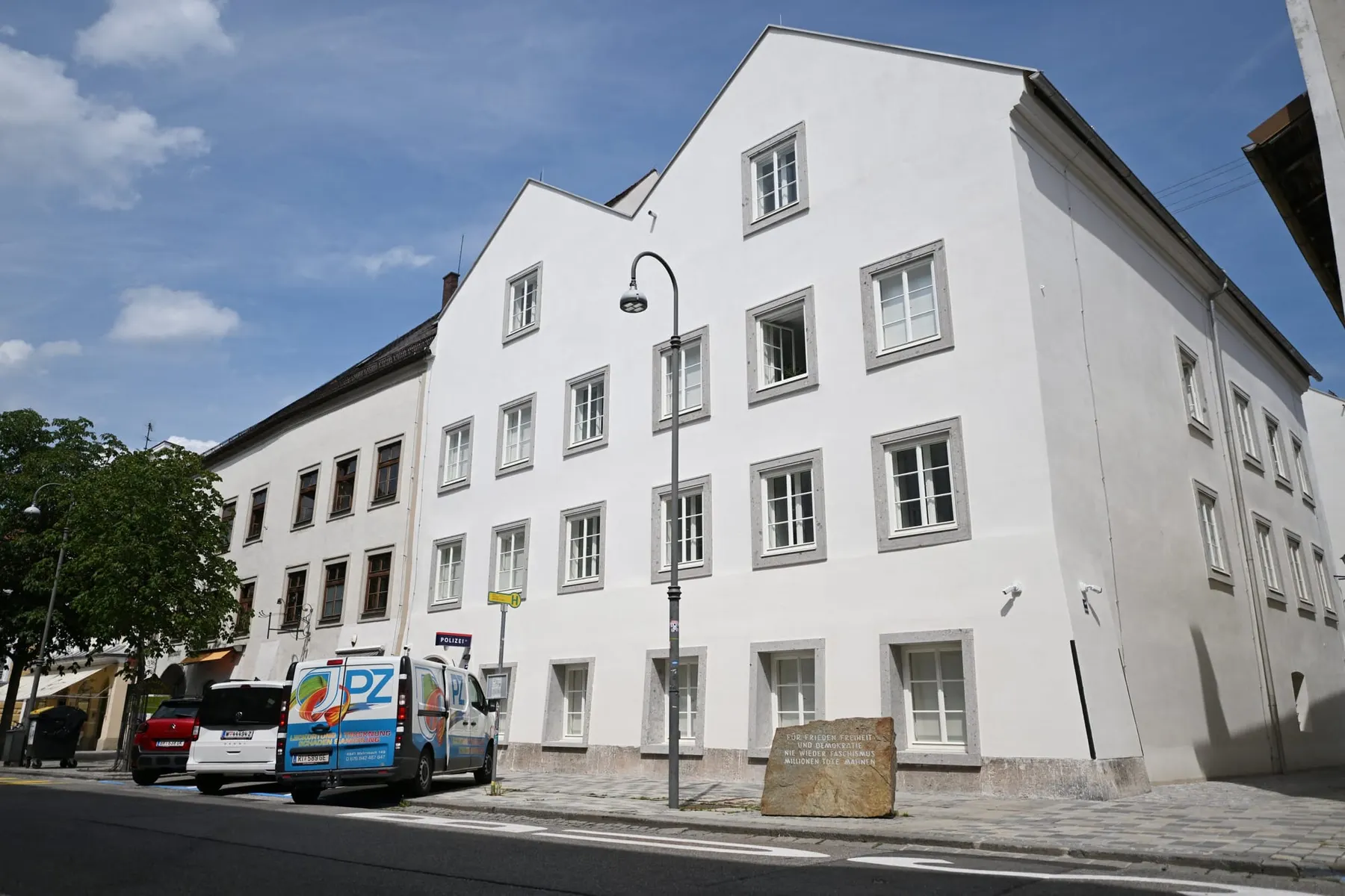 Austria convierte la casa natal de Hitler en una comisaría y centro de lucha contra el narcotráfico