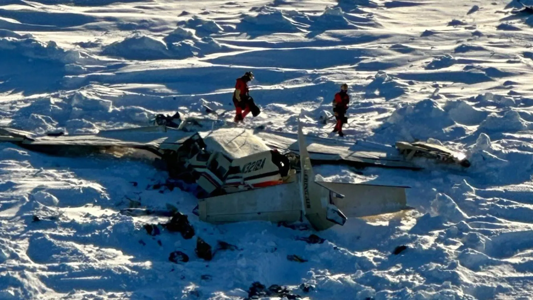 La NTSB concluye que el trágico accidente aéreo en Alaska fue causado por sobrepeso y fallas de supervisión