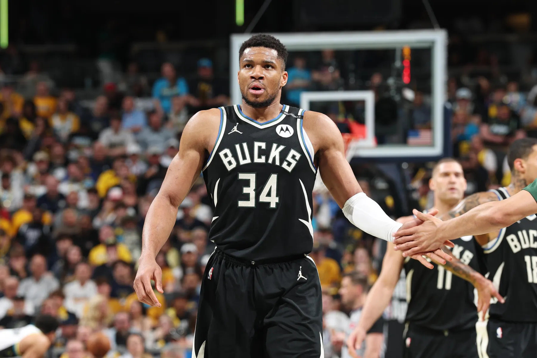 Giannis Antetokounmpo deja a los Bucks y jugará con el Miami Heat