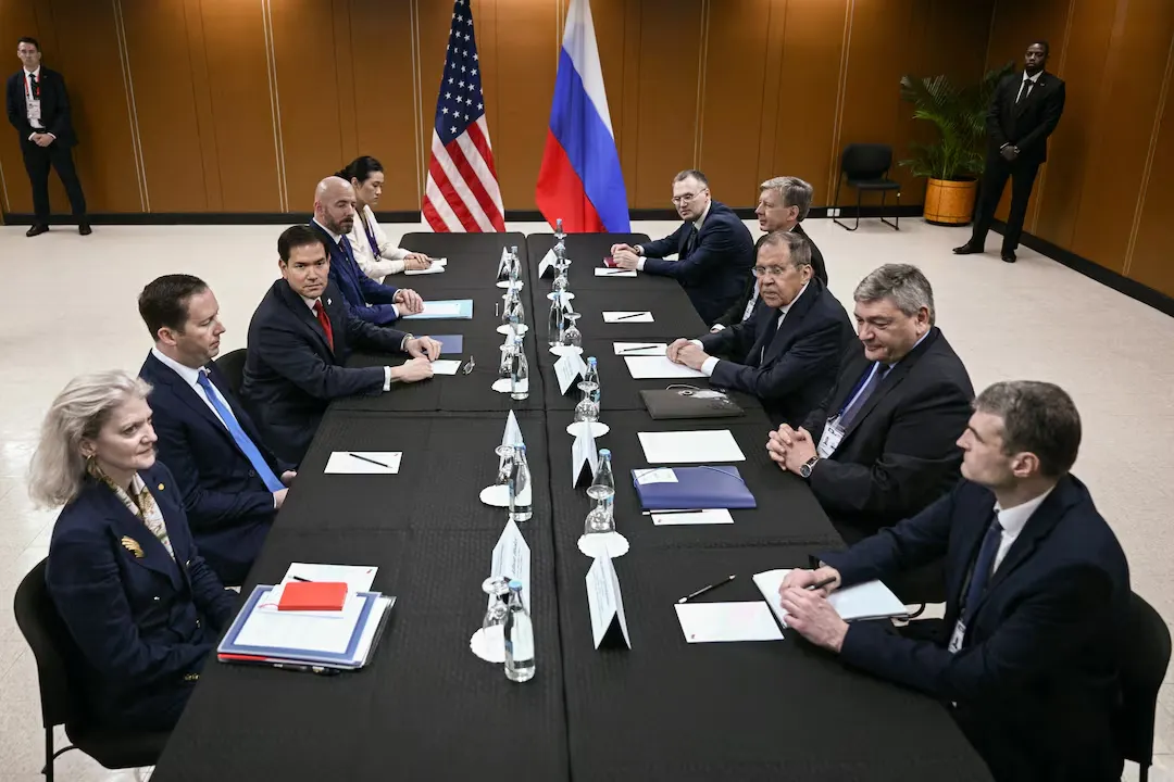 Marco Rubio y Serguéi Lavrov se reúnen en Manila para evaluar la paz en Ucrania