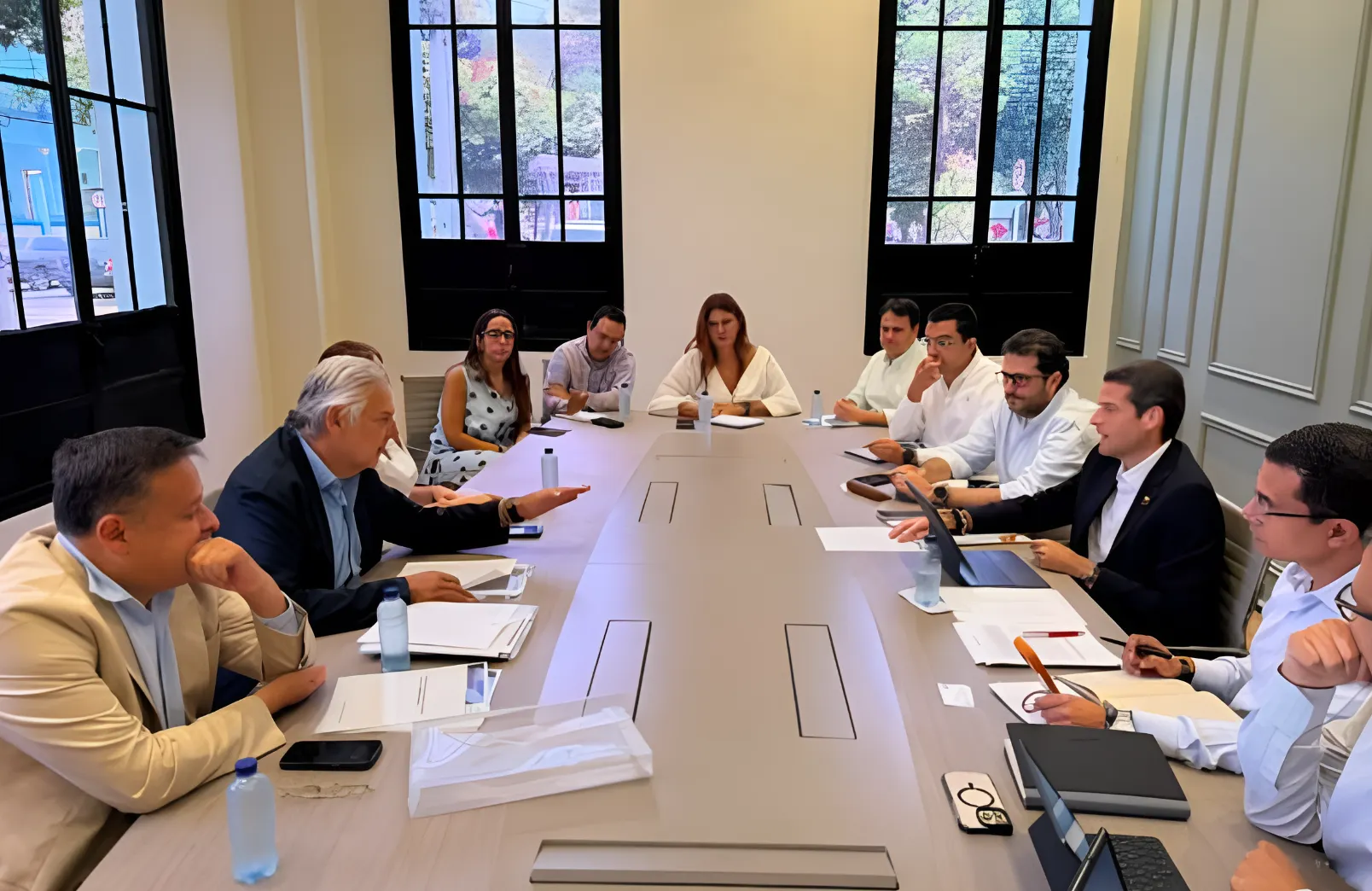 De La Espriella y Fenalco impulsan Plan Tenderos para reactivar la economía popular en Colombia