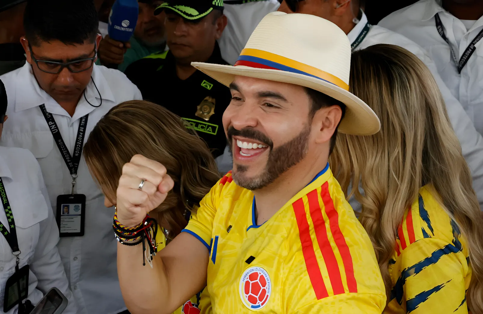 Abelardo de la Espriella retirará a Colombia de la Ruta de la Seda impulsada por China