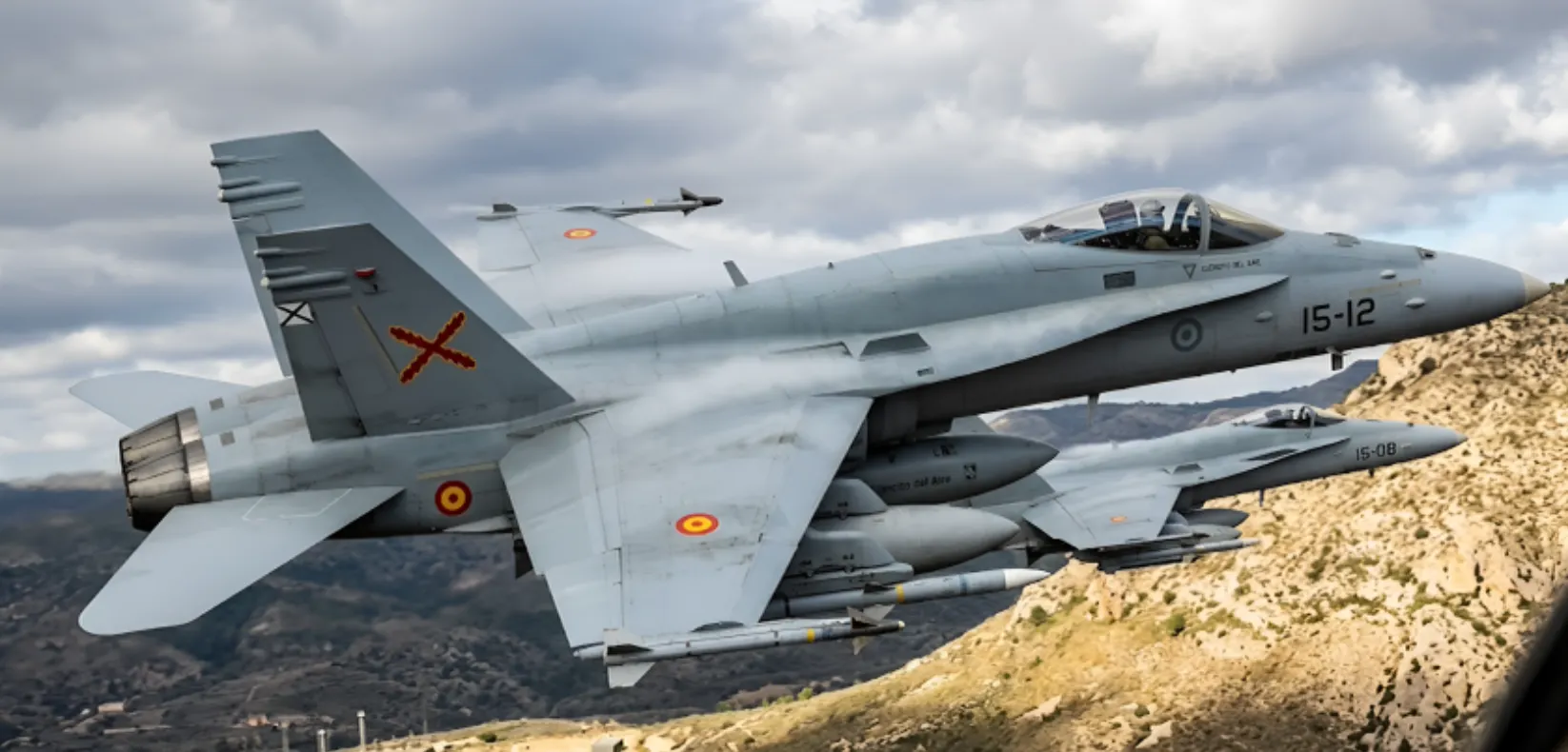 Dos cazas F-18 españoles de la OTAN despegan en Rumanía tras la incursión de un dron no identificado