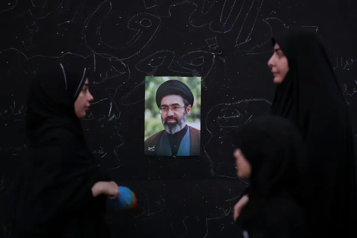 El régimen iraní intenta silenciar los rumores sobre la salud de Mojtaba Khamenei