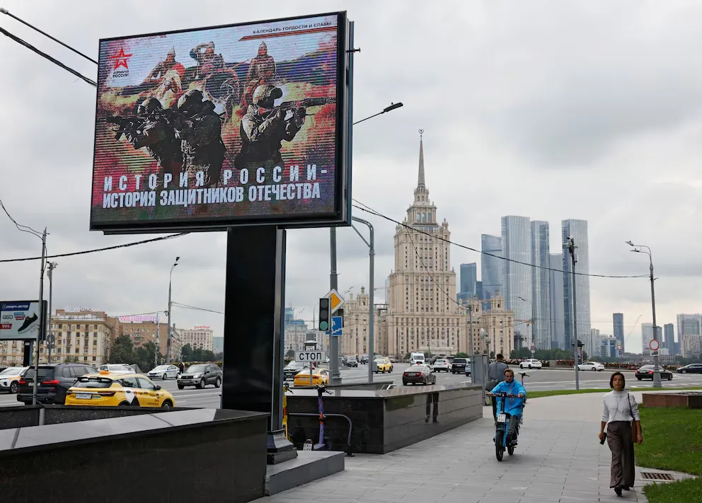 Fuga récord de depósitos en Rusia ante el temor a confiscaciones del Kremlin para financiar la guerra