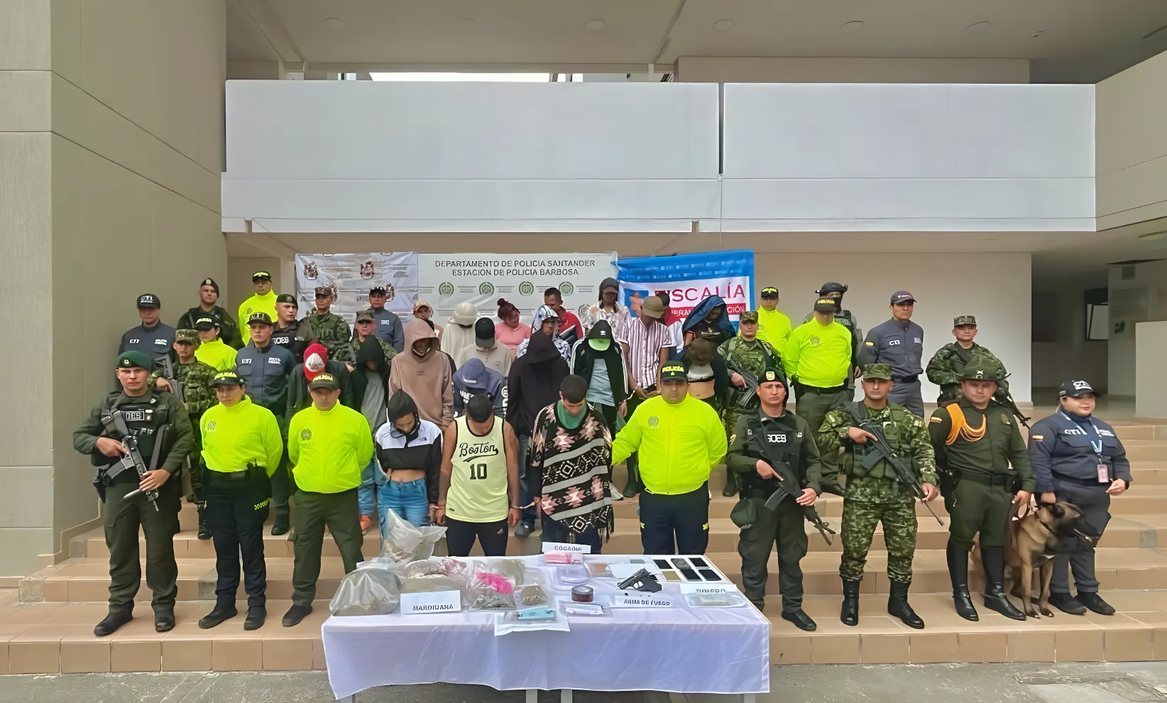 Caen 22 integrantes de la organización criminal "Los Necios" en Santander