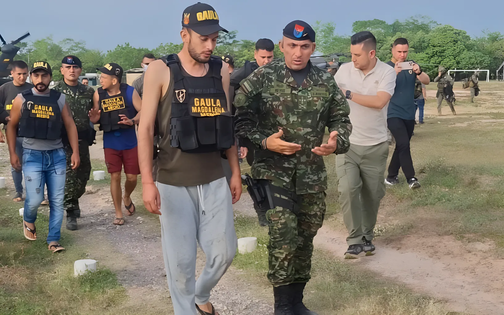 Fuerzas Militares rescatan a ocho secuestrados por el ELN en Catatumbo