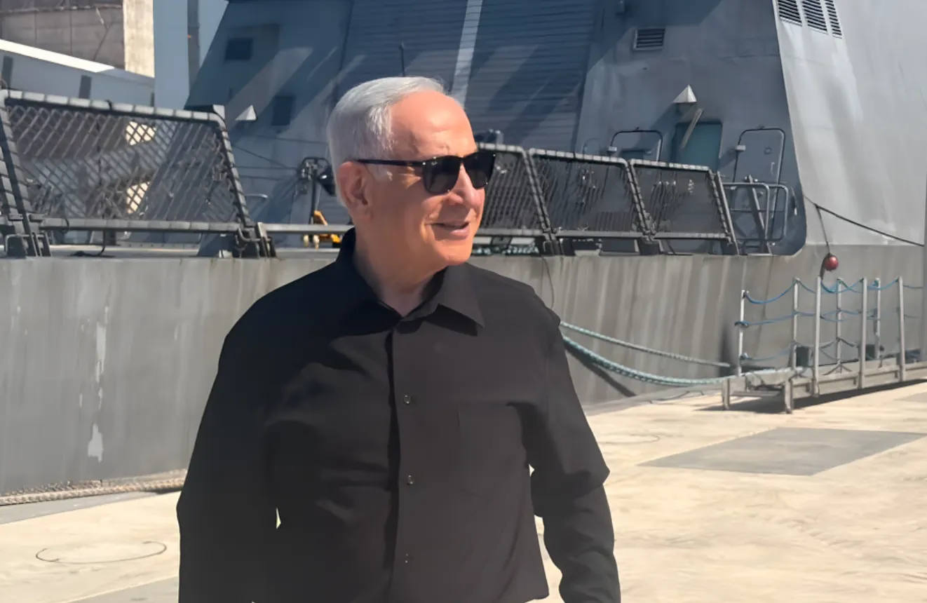 Benjamin Netanyahu visita la base naval de Ashdod junto al ministro de Defensa, Israel Katz