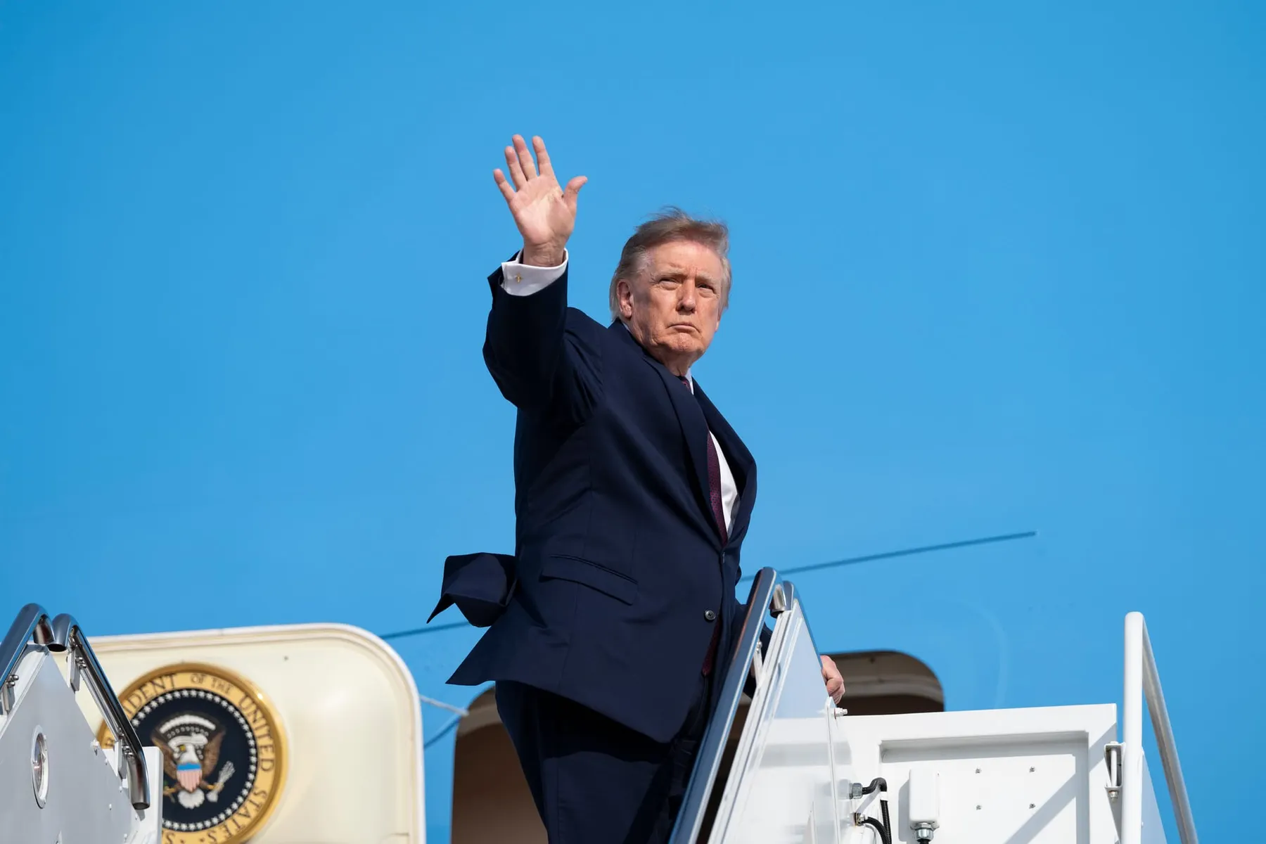 Donald Trump solicita aplicar la pena de muerte para narcotraficantes y asesinos de policías en un acto en Alabama
