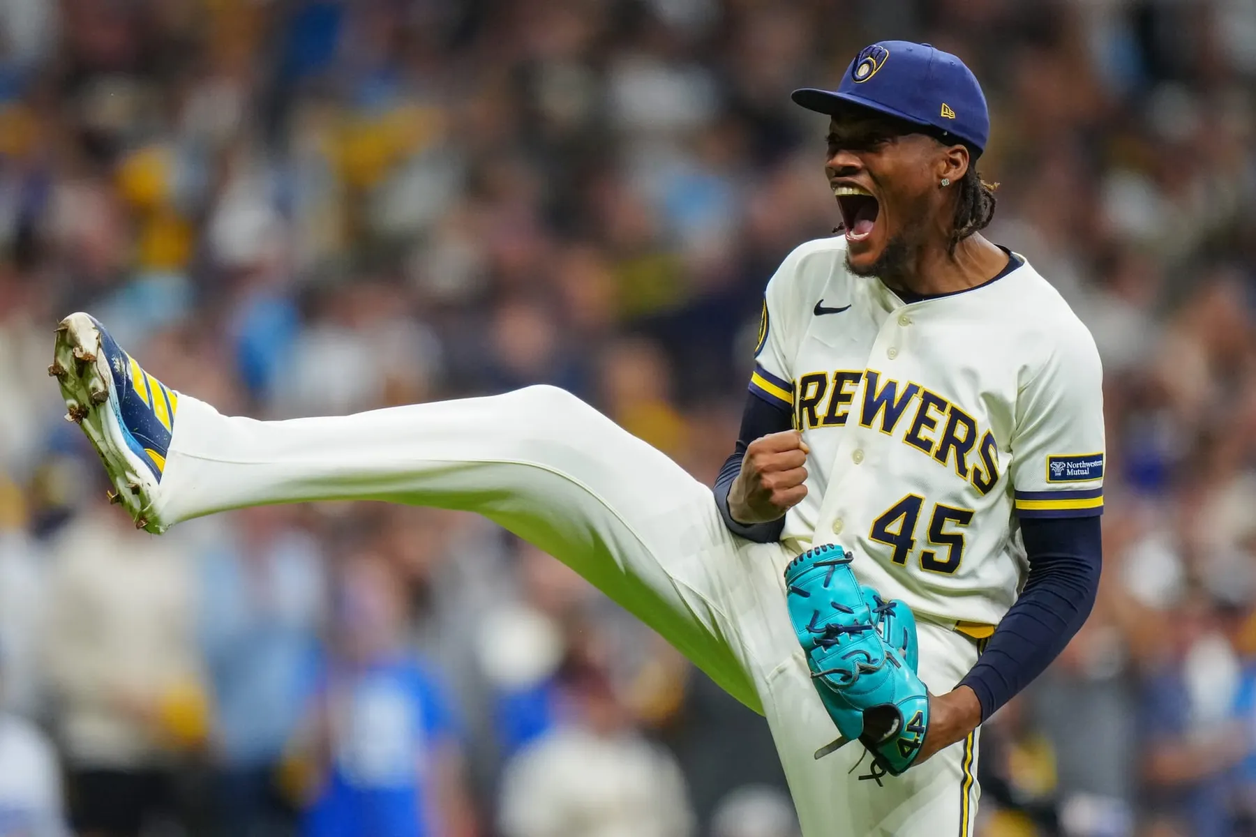 Los Brewers vencen a los Dodgers en el primer juego de la Serie de Campeonato de la Liga Nacional