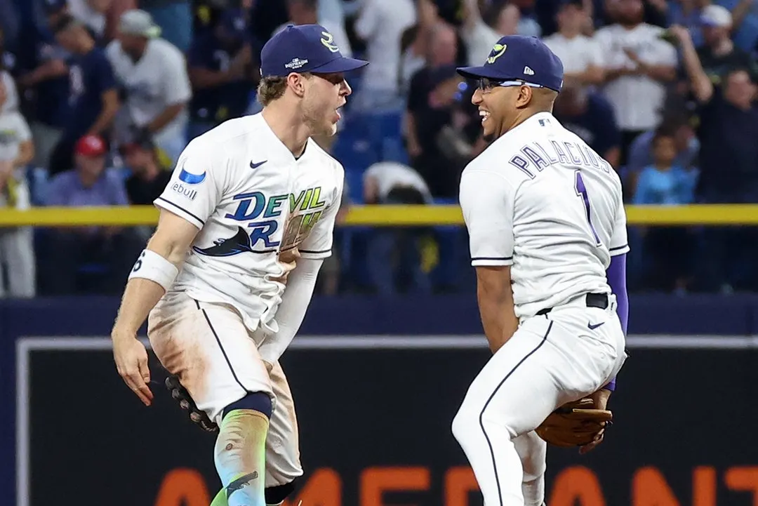 Los Rays de Tampa Bay vencen a los Guardianes de Cleveland y empatan la Serie de Campeonato