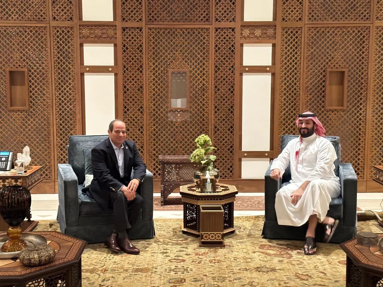 Egipto manifiesta su disposición de brindar respaldo militar a Arabia Saudita frente a las agresiones hutíes