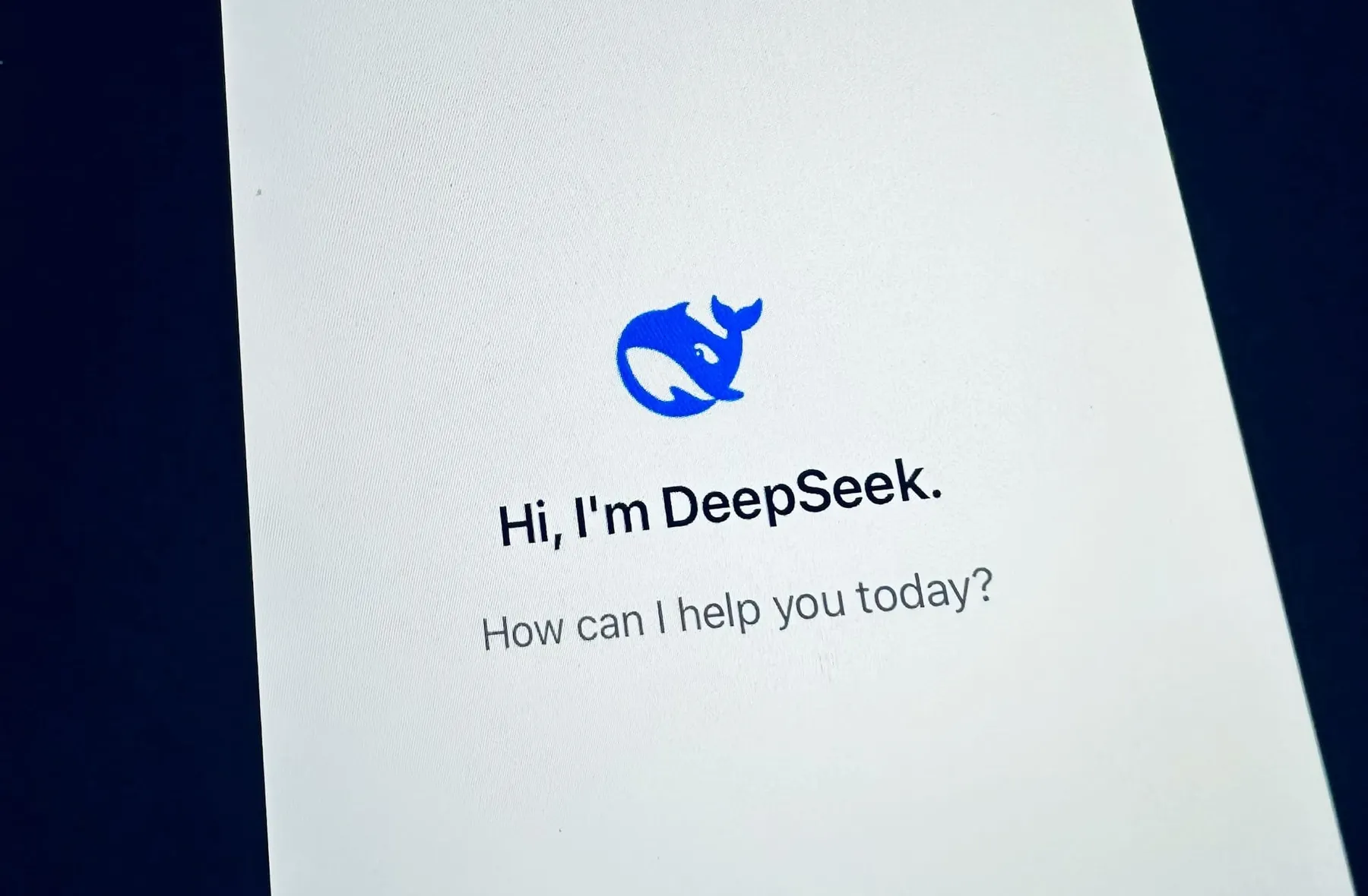 Estados Unidos prohíbe el uso de la inteligencia artificial china DeepSeek en agencias civiles por riesgos a la seguridad nacional