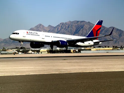 Piloto de Delta Airlines Arrestado por Agentes Federales en San Francisco Tras Aterrizaje