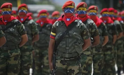 Militares retirados de Venezuela instan a la Fuerza Armada a defender la Constitución frente al régimen de Maduro