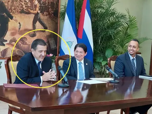 Cuba nombra espía como embajador en Venezuela en medio de crisis con EE.UU.