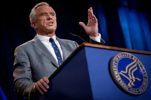 Secretario de Salud RFK Jr. Acusa al Sistema de Salud de EE.UU. de Lucrar Manteniendo Enfermos a los Ciudadanos