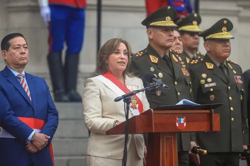 Presidenta de Perú anuncia proyecto de ley que podría sacar al país de la CIDH