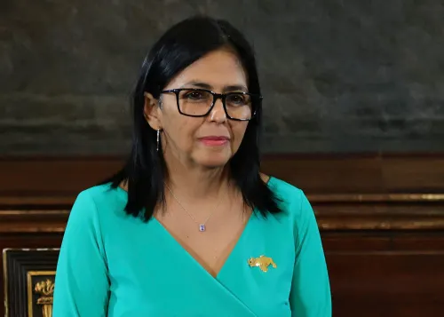15 días de Delcy Rodríguez: ¿el puente hacia la libertad o el último bastión del narcochavismo?