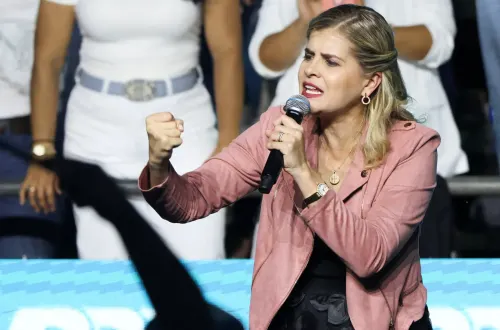 Laura Fernández cierra campaña en Costa Rica como la candidata de la continuidad y la aliada estratégica de Washington