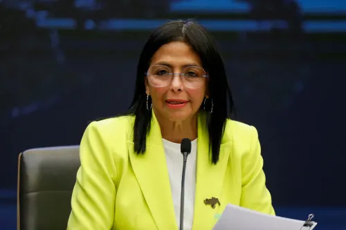 Fuerzas de seguridad cubanas abandonan Venezuela mientras aumenta la presión de Estados Unidos